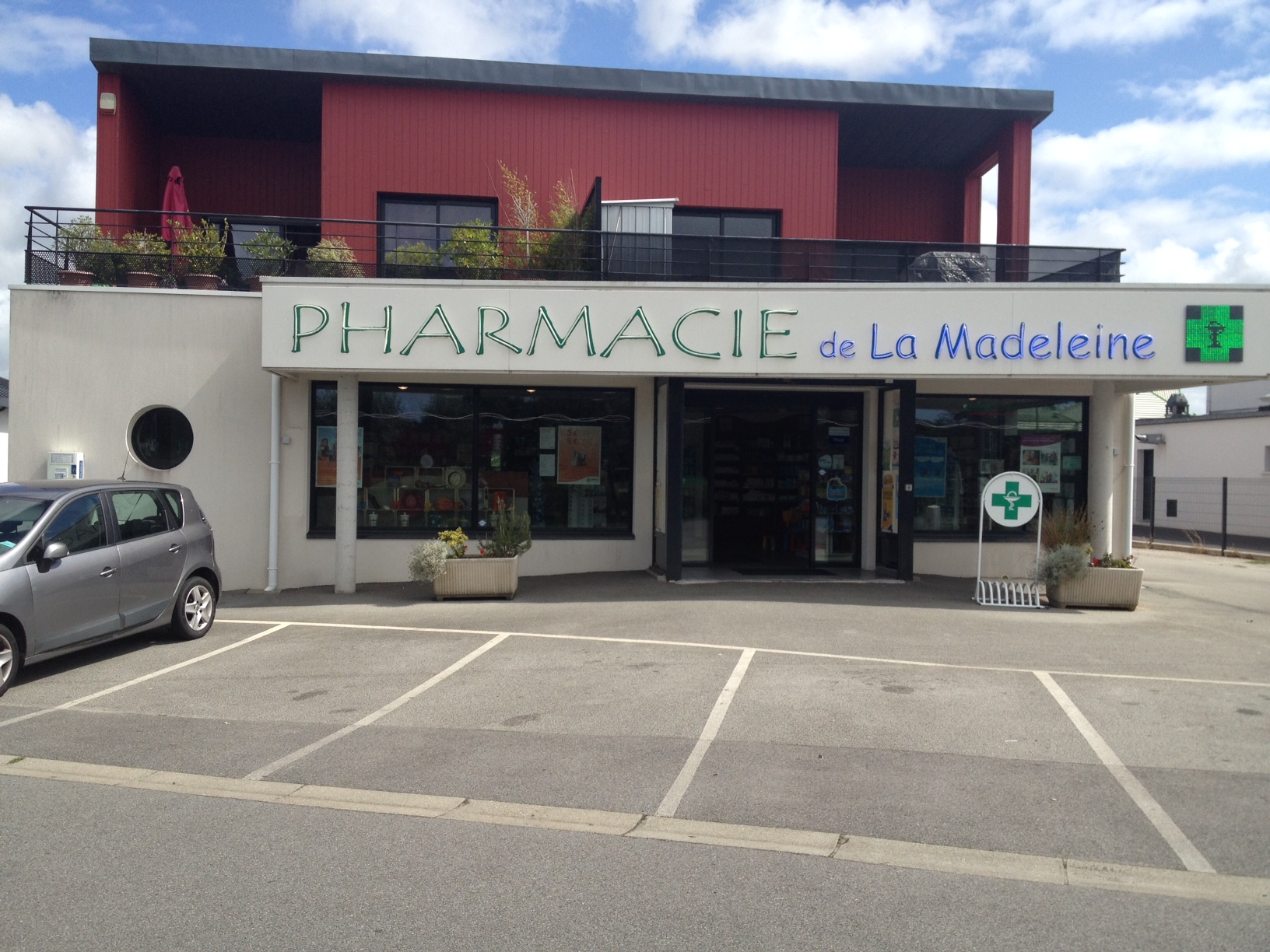 PHARMACIE DE LA MADELEINE