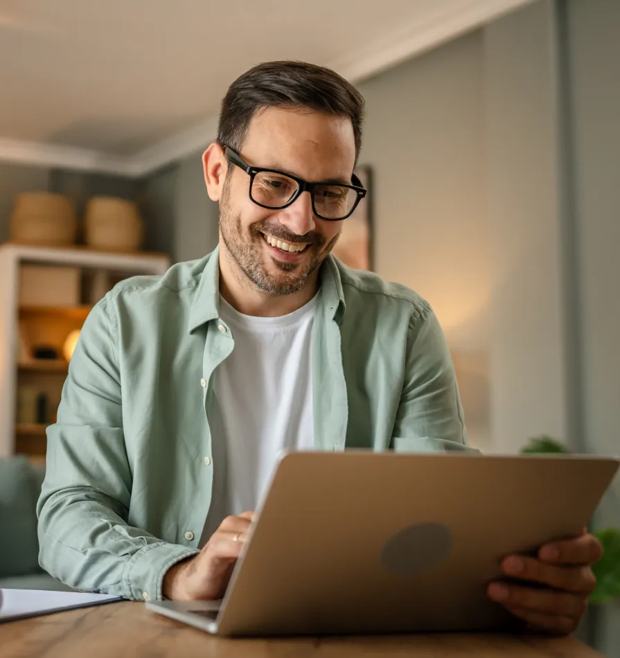 Homme securite information ordinateur